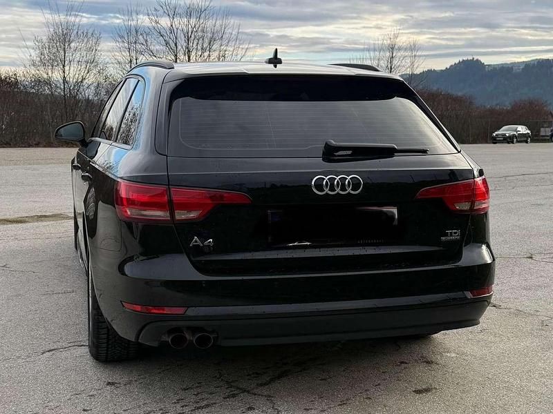 Gebraucht Audi A4 190 PS (139 kW) 2018 Schwarz Kombi