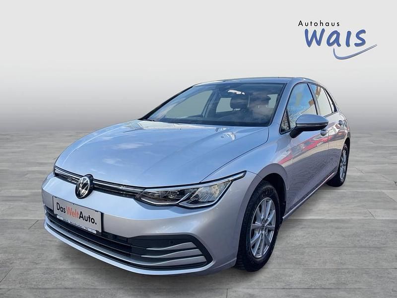 Gebraucht VW Golf VIII Life 115 PS (84 kW) 2022 Silber  metallic