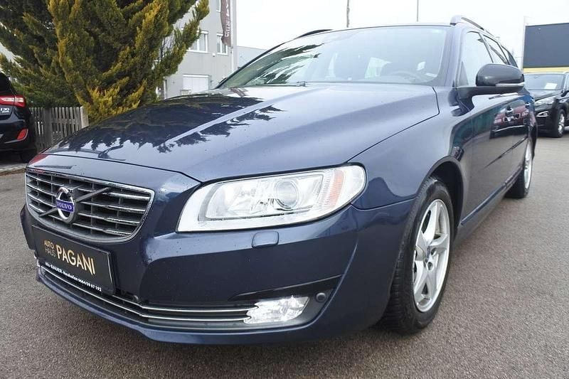 Gebraucht Volvo V70 Momentum 181 PS (133 kW) 2015 Kombi
