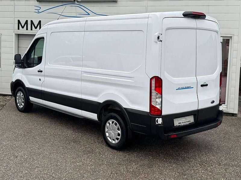 Gebraucht Ford E-Transit 135 kW (184 PS) 2022 Weiß Van