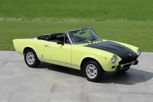 Gelb Gebraucht 1975 Fiat 124 Spider Cabrio | € 18.500 - Bild 1/4