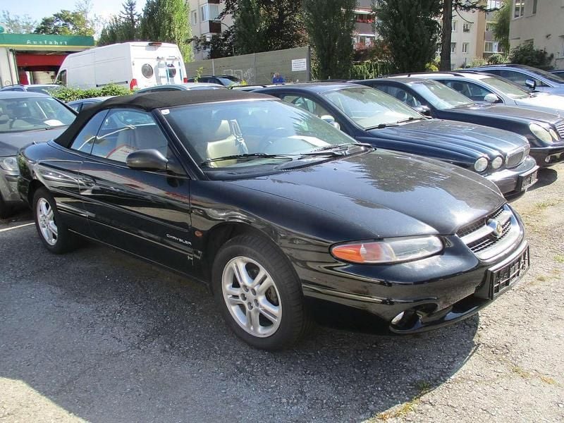 Gebraucht Chrysler Stratus 163 PS (119 kW) 1998 Schwarz Cabrio