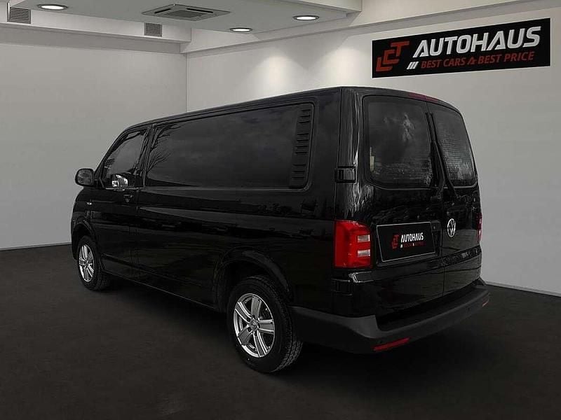 Gebraucht VW T6.1 102 PS (75 kW) 2019 Schwarz Van