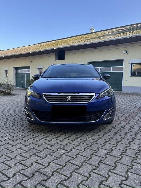 Gebraucht Peugeot 308 SW GT-line 120 PS (88 kW) 2015 Blau Kombi