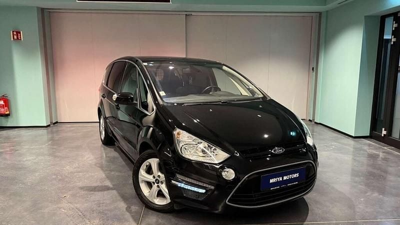 Gebraucht Ford S-MAX S 163 PS (119 kW) 2014 Schwarz Van / Kleinbus