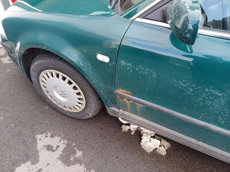 Gebraucht VW Passat 101 PS (74 kW) 2001 Kombi