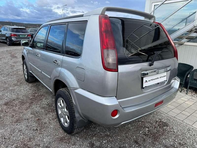 Gebraucht Nissan X-Trail 136 PS (100 kW) 2005 Silber SUV