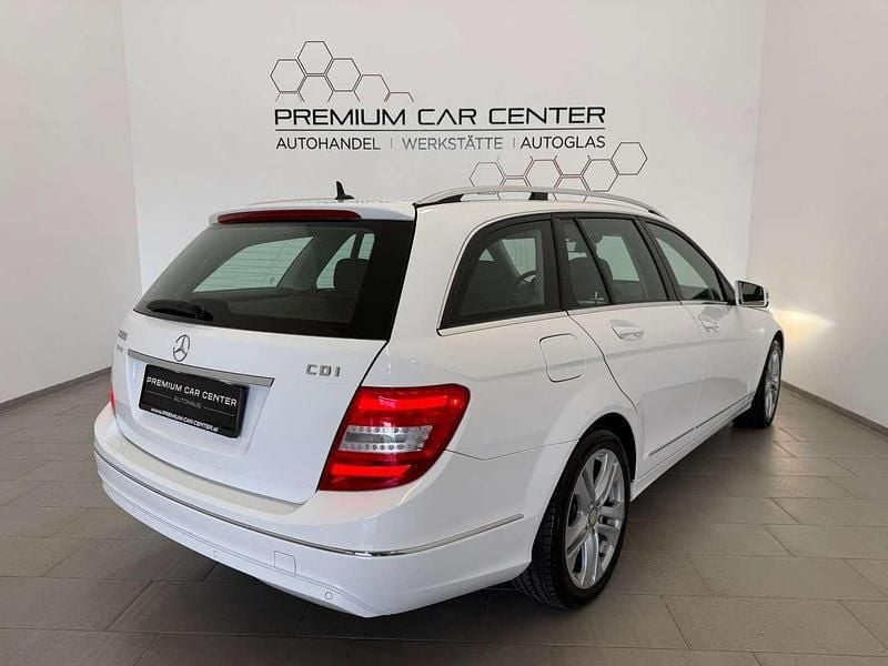 Gebraucht Mercedes C180 Avantgarde 120 PS (88 kW) 2014 Weiß Kombi