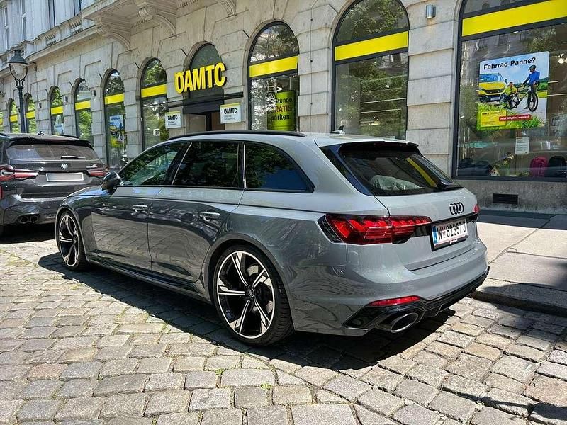 Gebraucht Audi RS4 Comfort 450 PS (330 kW) 2020 Grau Kombi