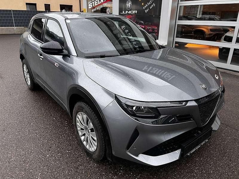 Gebraucht Alfa Romeo GT Junior 145 PS (106 kW) 2025 Grau SUV