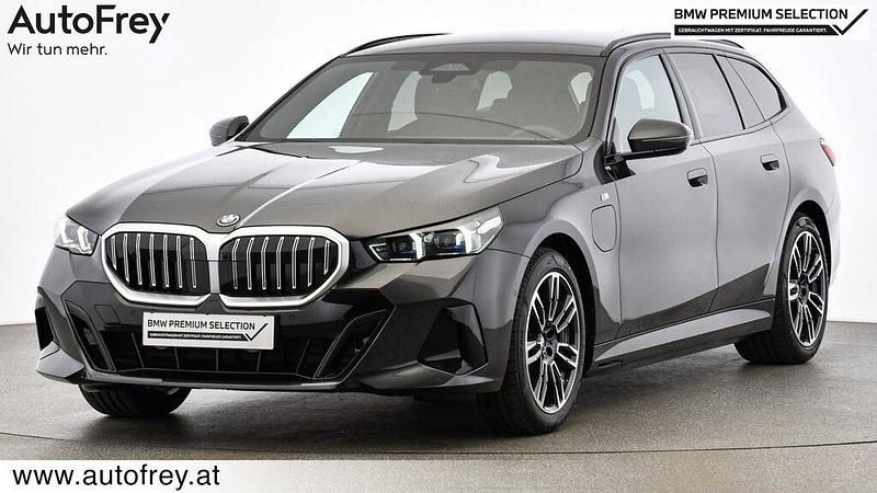 Sophistograu brillanteffekt Gebraucht 2025 BMW 530e Efficient Dynamics | € 64.890 - Bild 1/1