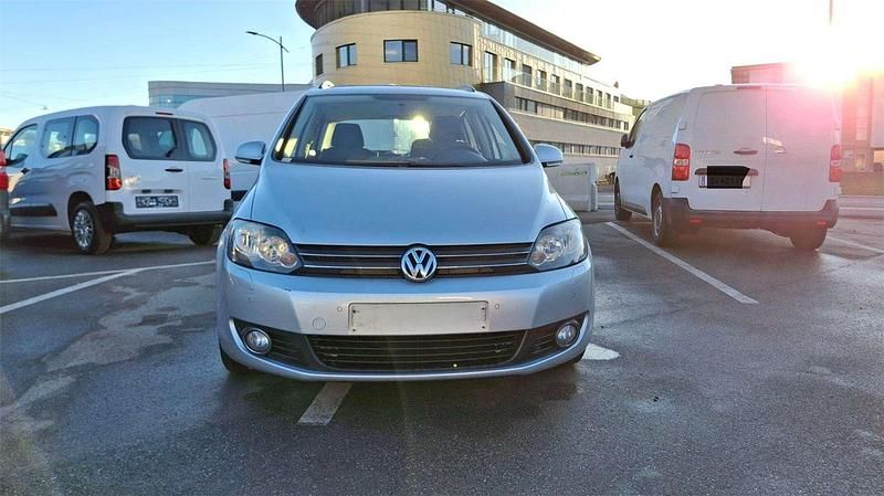 Gebraucht VW Golf VII Comfortline 105 PS (77 kW) 2013 Silber Limousine