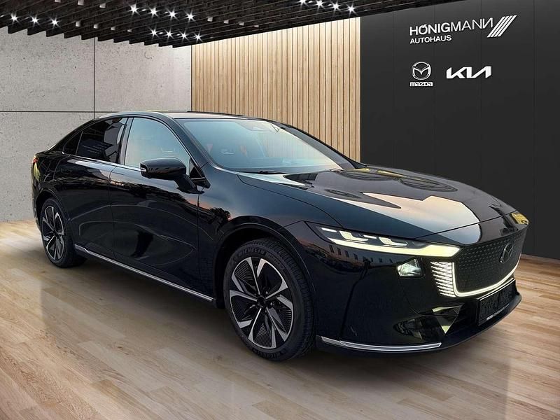 Neu Mazda 6e Takumi-Line 189 kW (258 PS) 2025 Schwarz Limousine