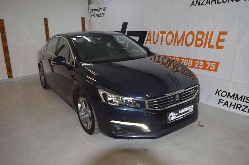 Gebraucht Peugeot 508 Allure 150 PS (110 kW) 2015 Blau Limousine