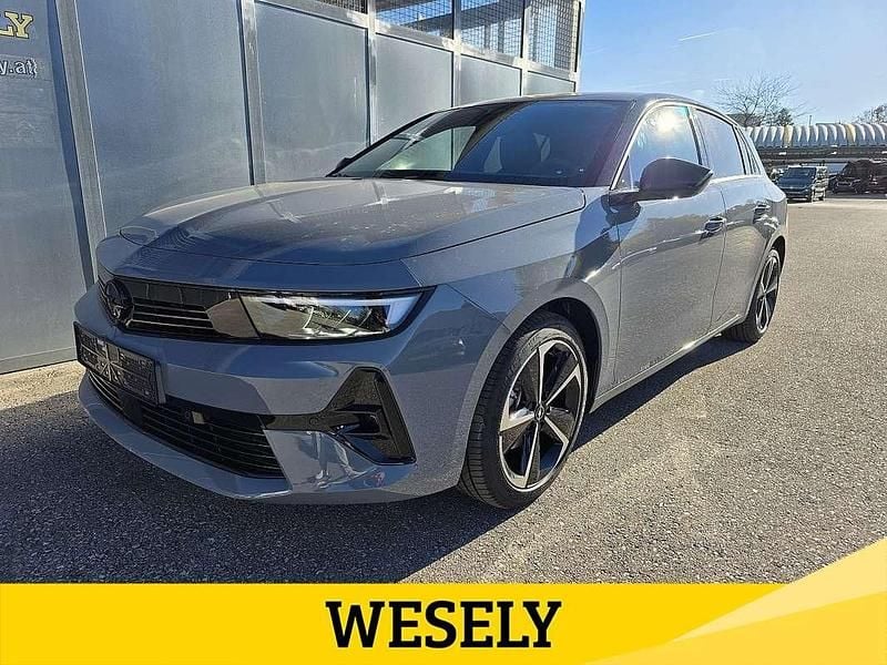 Grau Gebraucht 2025 Opel Astra Limousine | € 26.880 (Teuer) - Bild 1/4
