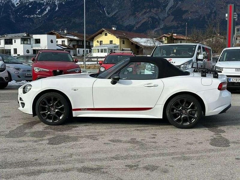 Gebraucht Fiat 124 Spider Lusso 140 PS (102 kW) 2018 Weiß Cabrio