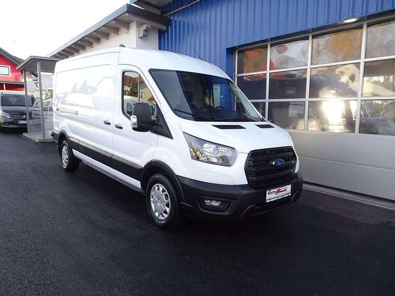 Weiß Gebraucht 2023 Ford Transit Trend Van | € 26.400 (Fairer Preis) - Bild 1/4