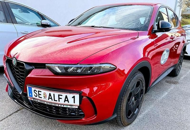 Gebraucht Alfa Romeo Tonale Sprint 131 PS (96 kW) 2023 Rot SUV
