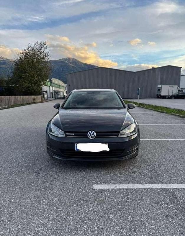 Gebraucht VW Golf VII Comfortline 110 PS (80 kW) 2015 Limousine