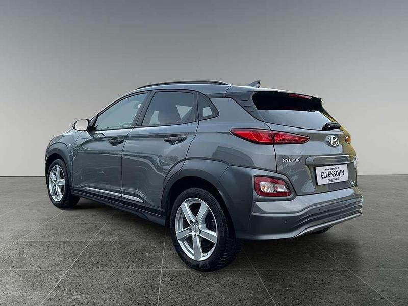 Gebraucht Hyundai Kona 27 kW (38 PS) 2021 Grau SUV