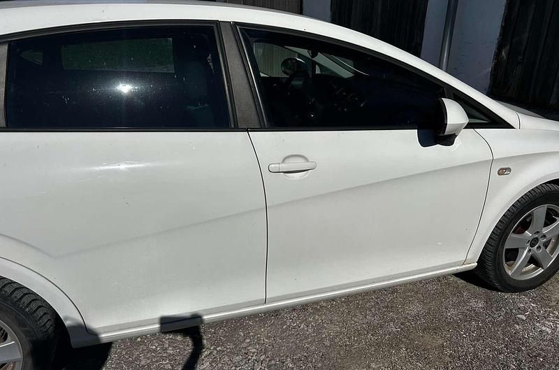 Gebraucht Seat Leon 90 PS (66 kW) 2011 Weiß Kleinwagen