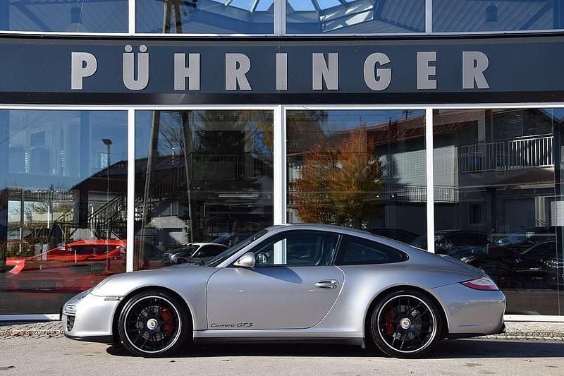 Silber Gebraucht 2011 Porsche 911 Carrera GTS Coupé | € 124.900 - Bild 1/4