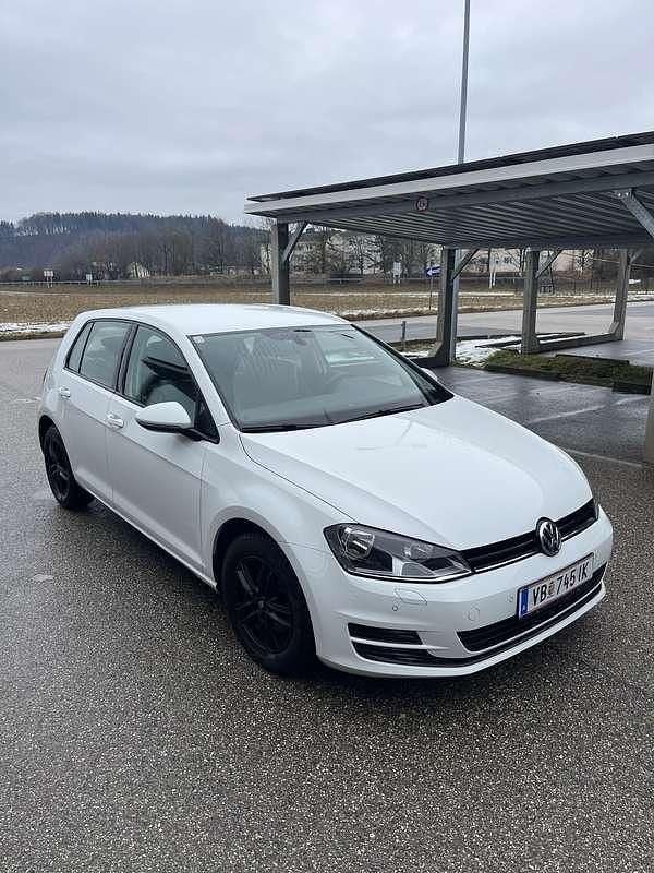 Gebraucht VW Golf VII Comfortline 86 PS (63 kW) 2013 Limousine