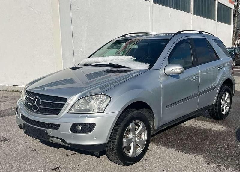 Gebraucht Mercedes ML280 190 PS (139 kW) 2006 Grau SUV