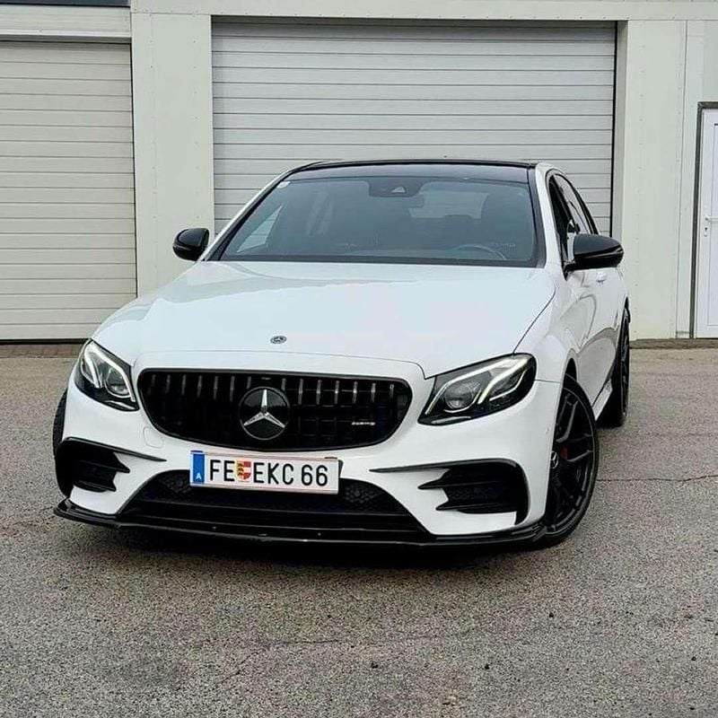 Weiß Gebraucht 2019 Mercedes E53 AMG AMG line Limousine | € 34.900 - Bild 1/4