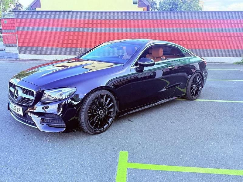 Gebraucht Mercedes E400 AMG 333 PS (244 kW) 2017 Schwarz Coupé