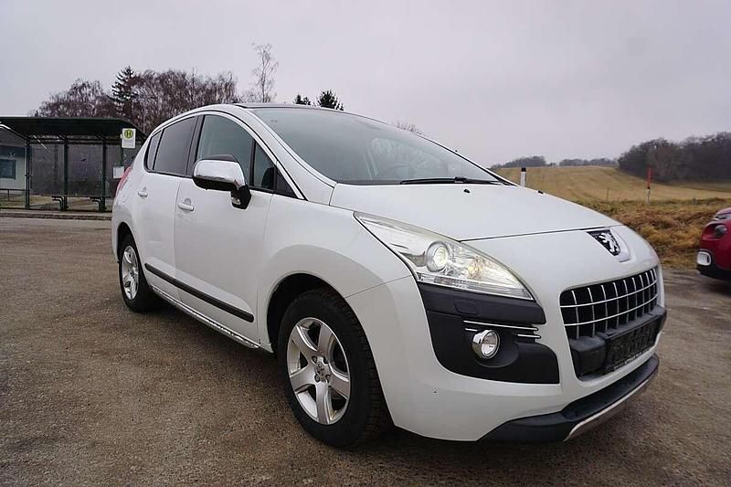 Gebraucht Peugeot 3008 Active 109 PS (80 kW) 2010 Weiß Kombi