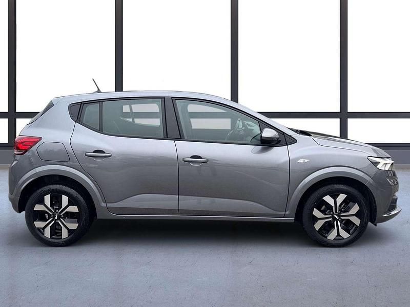 Gebraucht Dacia Sandero Expression 91 PS (66 kW) 2025 Grau Limousine
