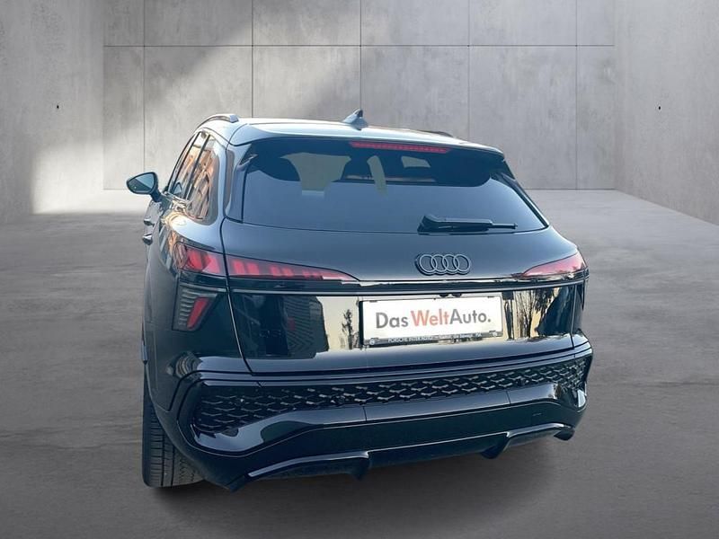 Gebraucht Audi Q3 S-Line 150 PS (110 kW) 2025 Schwarz  metallicperleffektno SUV