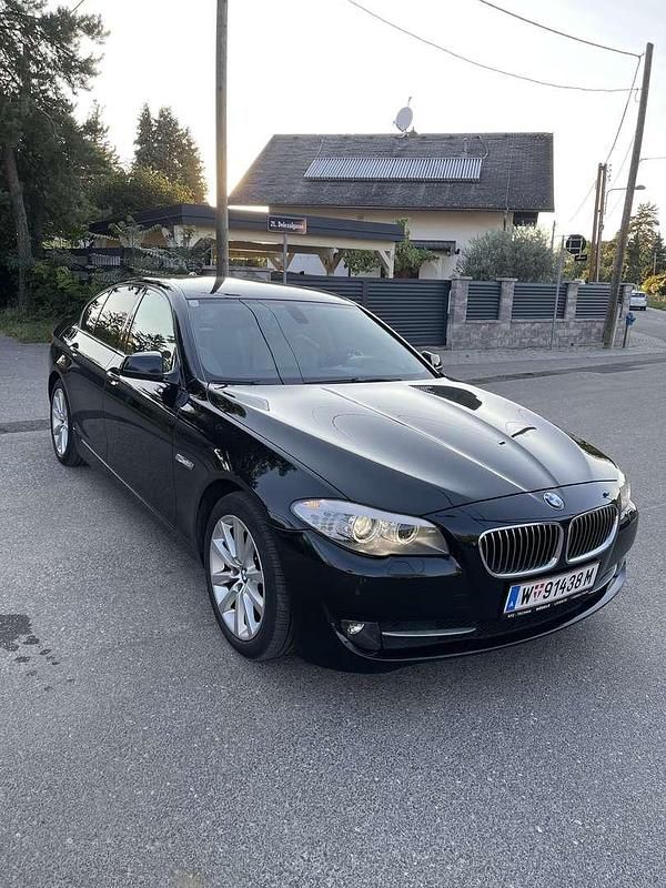 Gebraucht BMW 530 258 PS (189 kW) 2011 Limousine