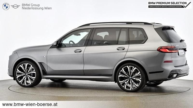 Gebraucht BMW X7 Efficient Dynamics 340 PS (250 kW) 2025 Grau SUV