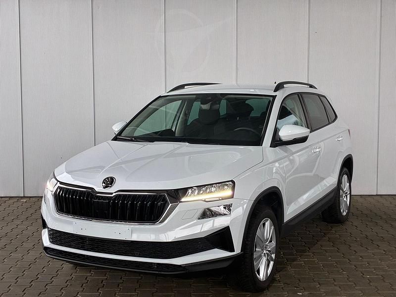 Gebraucht 2025 Skoda Karoq Executive SUV | € 30.675 (Fairer Preis) - Bild 1/4