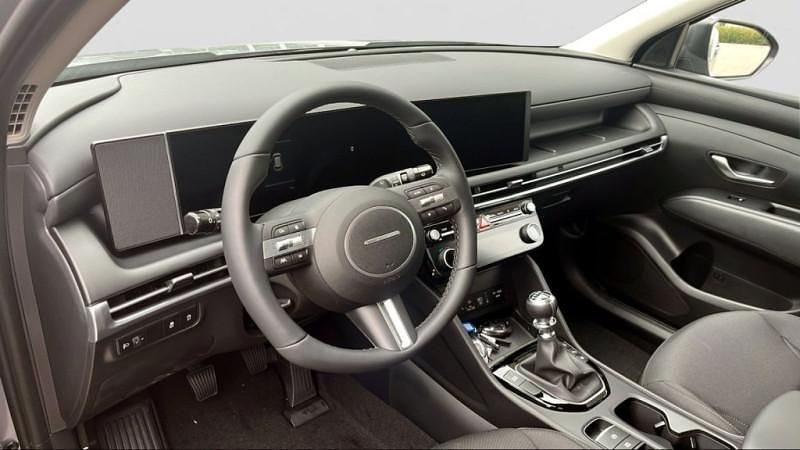 Gebraucht Hyundai Tucson 159 PS (116 kW) 2023 Shimmering silver SUV