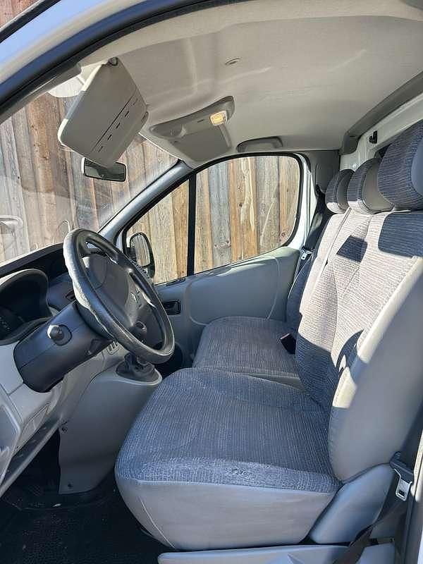 Gebraucht Renault Trafic 114 PS (83 kW) 2012 Van / Kleinbus