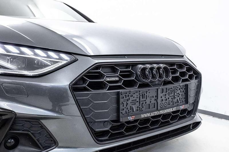 Gebraucht Audi A4 S-Line 204 PS (150 kW) 2022 Grau Kombi