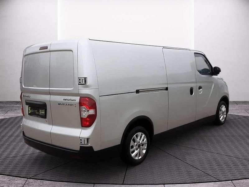 Gebraucht Maxus eDeliver 3 89 kW (122 PS) 2024 Silber Van