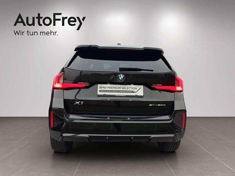 Gebraucht BMW X1 Luxury Line 163 PS (119 kW) 2025 Schwarz SUV