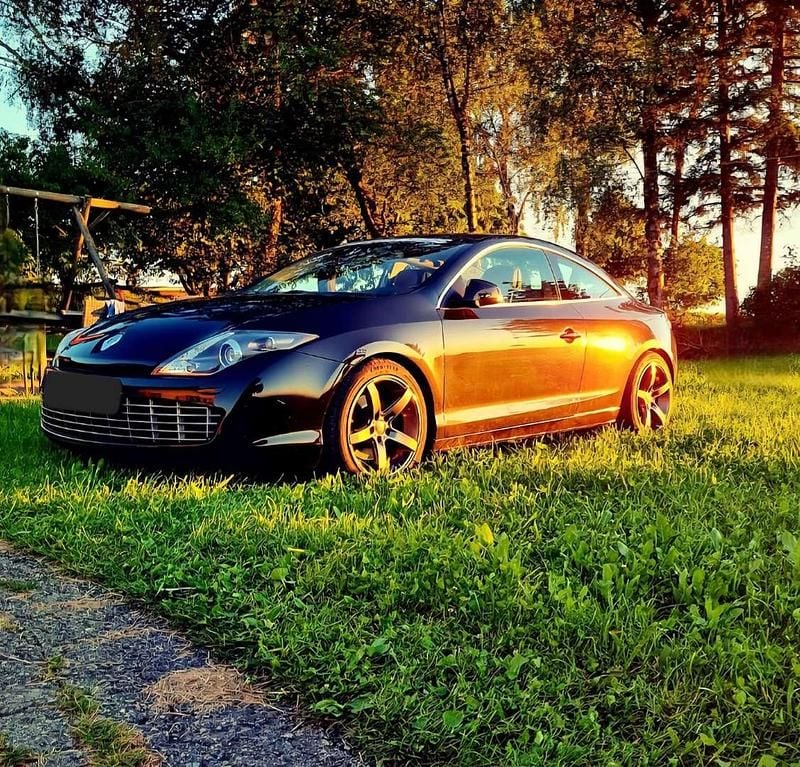 Gebraucht 2009 Renault Laguna Coupé GT Coupé | € 5.990 - Bild 1/4