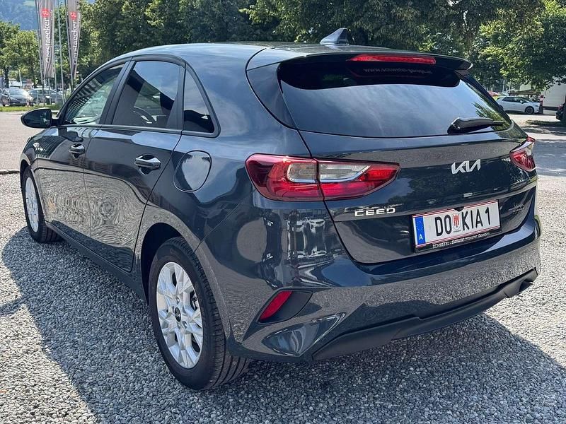 Gebraucht Kia Ceed 99 PS (72 kW) 2025 Grau Kleinwagen