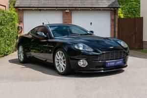 Schwarz Gebraucht 2007 Aston Martin Vanquish Coupé | € 149.505 - Bild 1/4