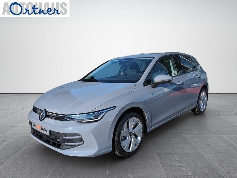 Neu VW Golf VIII 115 PS (84 kW) 2026 Mittelgrau  metallic Limousine