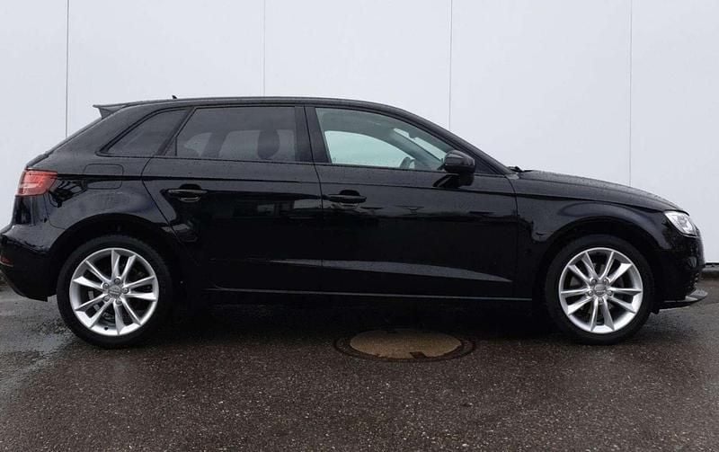 Gebraucht Audi A3 Design 116 PS (85 kW) 2017 Limousine