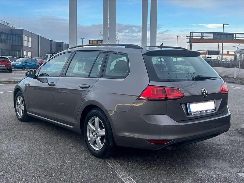Gebraucht VW Golf Trendline 105 PS (77 kW) 2014 Limousine