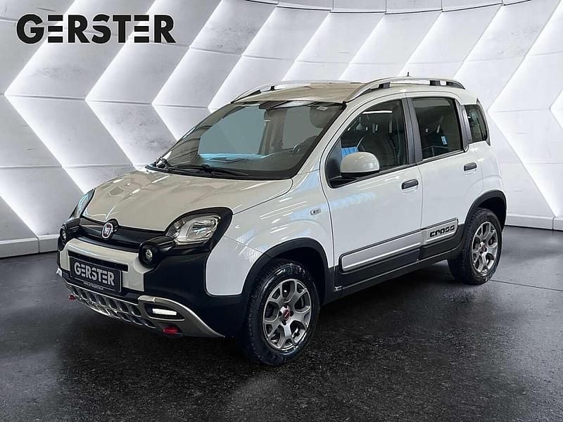 Gebraucht Fiat Panda Cross Cross 95 PS (69 kW) 2015 Weiß Kleinwagen