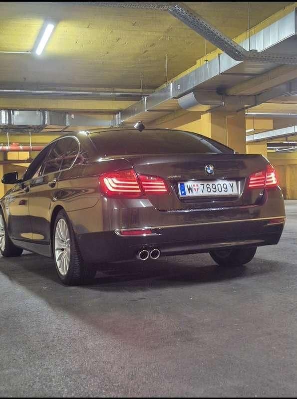 Gebraucht BMW 530 258 PS (189 kW) 2014 Limousine