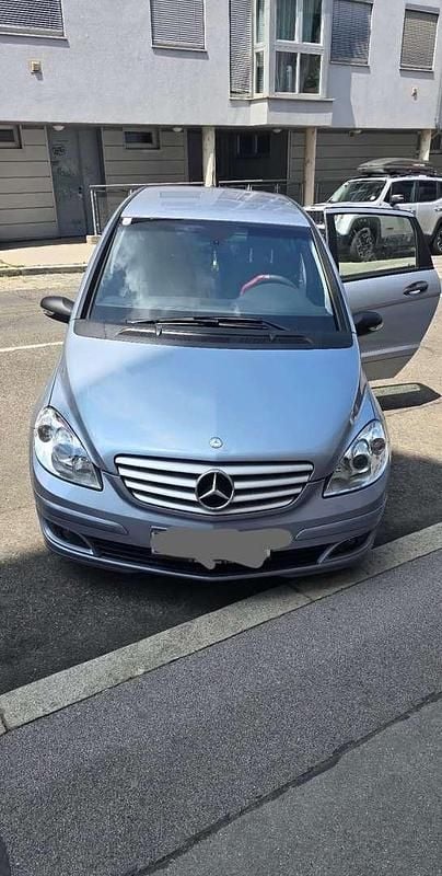 Gebraucht Mercedes B180 109 PS (80 kW) 2007 Van / Kleinbus